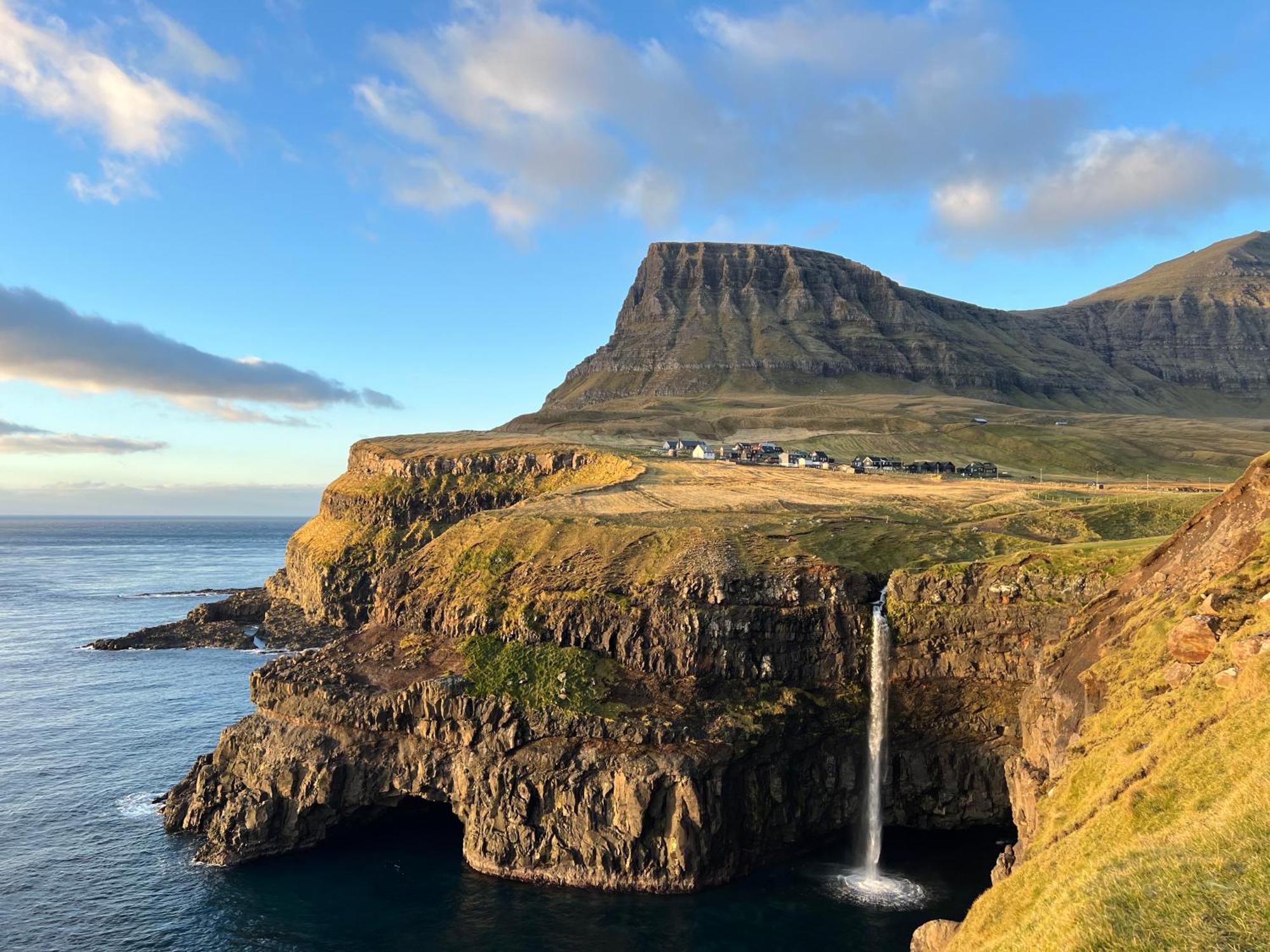 Cory & Torfinn House Сёрвагур Экстерьер фото